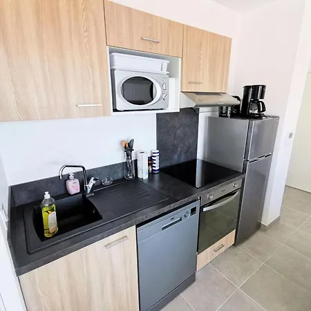 Les Voiles Blanches - 2 Pieces 4 Couchages Port Mae-5854 Apartament